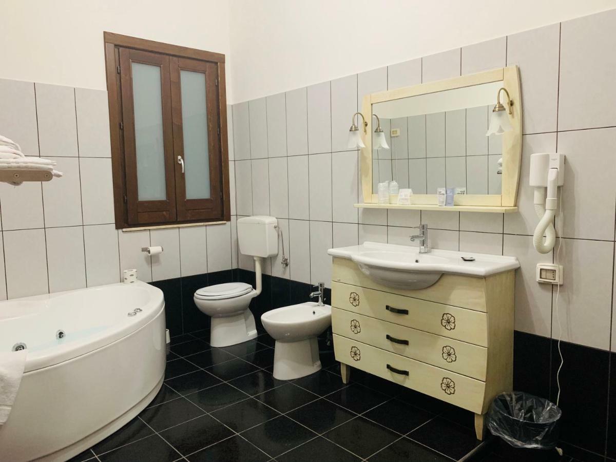 Hotel Parco Degli Ulivi Mirabella Imbaccari Zewnętrze zdjęcie